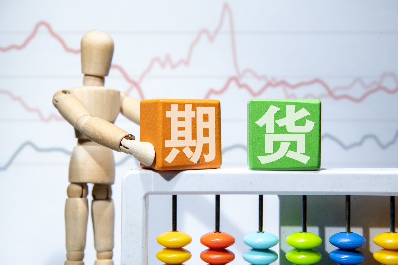 “珠海情侣欢乐跑”甜蜜开跑，情侣“铺满”珠海情侣路