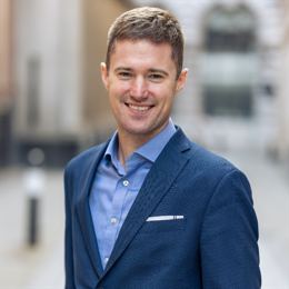 蓝月亮(06993)的“洁净升维战”：背后的秘密与密码